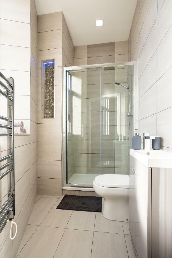 Ellerby Apartment *