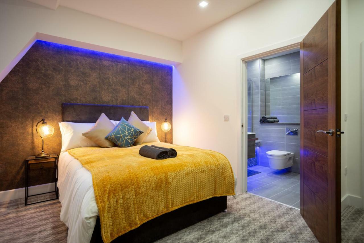 Ellerby Apartment *